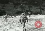 Immagine di Truppe alleate praticando gli assalti anfibi Dartmouth Inghilterra, 1944, secondo 27 filmato di repertorio 65675066889