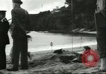 Immagine di Truppe alleate praticando gli assalti anfibi Dartmouth Inghilterra, 1944, secondo 46 filmato di repertorio 65675066889
