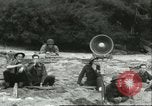 Immagine di Truppe alleate praticando gli assalti anfibi Dartmouth Inghilterra, 1944, secondo 56 filmato di repertorio 65675066889