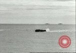 Standbild US-Truppen üben Amphibious Assault Anlandungen in England Dartmouth England, 1944, aus Sekunde 12 historischem Filmmaterial Videoclip 65675066890