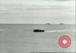 Standbild US-Truppen üben Amphibious Assault Anlandungen in England Dartmouth England, 1944, aus Sekunde 13 historischem Filmmaterial Videoclip 65675066890