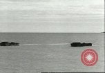 Standbild US-Truppen üben Amphibious Assault Anlandungen in England Dartmouth England, 1944, aus Sekunde 21 historischem Filmmaterial Videoclip 65675066890