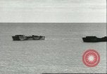 Standbild US-Truppen üben Amphibious Assault Anlandungen in England Dartmouth England, 1944, aus Sekunde 26 historischem Filmmaterial Videoclip 65675066890