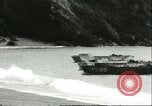 Standbild US-Truppen üben Amphibious Assault Anlandungen in England Dartmouth England, 1944, aus Sekunde 35 historischem Filmmaterial Videoclip 65675066890