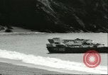 Standbild US-Truppen üben Amphibious Assault Anlandungen in England Dartmouth England, 1944, aus Sekunde 36 historischem Filmmaterial Videoclip 65675066890