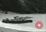 Standbild US-Truppen üben Amphibious Assault Anlandungen in England Dartmouth England, 1944, aus Sekunde 42 historischem Filmmaterial Videoclip 65675066890