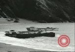 Standbild US-Truppen üben Amphibious Assault Anlandungen in England Dartmouth England, 1944, aus Sekunde 43 historischem Filmmaterial Videoclip 65675066890