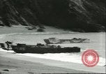 Standbild US-Truppen üben Amphibious Assault Anlandungen in England Dartmouth England, 1944, aus Sekunde 47 historischem Filmmaterial Videoclip 65675066890