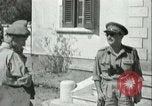 Immagine di Funzionari canadesi Sicilia Italia, 1943, secondo 20 filmato di repertorio 65675066896