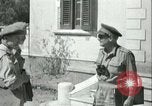 Immagine di Funzionari canadesi Sicilia Italia, 1943, secondo 24 filmato di repertorio 65675066896