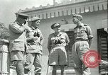 Immagine di Funzionari canadesi Sicilia Italia, 1943, secondo 35 filmato di repertorio 65675066896