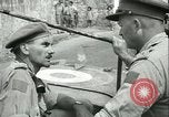 Immagine di Funzionari canadesi Sicilia Italia, 1943, secondo 58 filmato di repertorio 65675066896