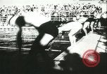 Image natation rencontrer Toulouse France, 1943, de la seconde 29 séquences d'archives historiques vidéo 65675066908