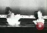Image convoi allemand Détroit de Messine, 1943, de la seconde 37 séquences d'archives historiques vidéo 65675066912