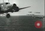 Image des parachutistes allemands en Sicile Sicile Italie, 1943, de la seconde 17 séquences d'archives historiques vidéo 65675066915
