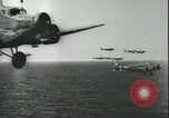 Image des parachutistes allemands en Sicile Sicile Italie, 1943, de la seconde 18 séquences d'archives historiques vidéo 65675066915