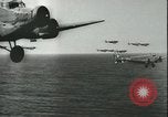 Image des parachutistes allemands en Sicile Sicile Italie, 1943, de la seconde 19 séquences d'archives historiques vidéo 65675066915