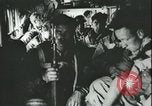 Image des parachutistes allemands en Sicile Sicile Italie, 1943, de la seconde 23 séquences d'archives historiques vidéo 65675066915
