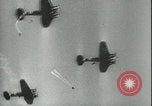 Image des parachutistes allemands en Sicile Sicile Italie, 1943, de la seconde 35 séquences d'archives historiques vidéo 65675066915