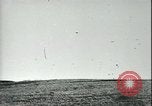 Image des parachutistes allemands en Sicile Sicile Italie, 1943, de la seconde 46 séquences d'archives historiques vidéo 65675066915