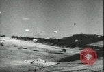 Image des parachutistes allemands en Sicile Sicile Italie, 1943, de la seconde 47 séquences d'archives historiques vidéo 65675066915