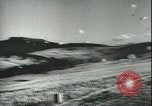 Image des parachutistes allemands en Sicile Sicile Italie, 1943, de la seconde 49 séquences d'archives historiques vidéo 65675066915