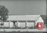 Standbild 11 Feldlazarett Sizilien Italien, 1943, aus Sekunde 15 historischem Filmmaterial Videoclip 65675066927
