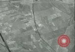 Standbild Antenne bombardieren Sizilien Italien, 1943, aus Sekunde 5 historischem Filmmaterial Videoclip 65675066935