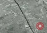Standbild Antenne bombardieren Sizilien Italien, 1943, aus Sekunde 23 historischem Filmmaterial Videoclip 65675066935