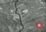 Standbild Antenne bombardieren Sizilien Italien, 1943, aus Sekunde 44 historischem Filmmaterial Videoclip 65675066935