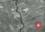 Standbild Antenne bombardieren Sizilien Italien, 1943, aus Sekunde 46 historischem Filmmaterial Videoclip 65675066935