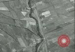 Standbild Antenne bombardieren Sizilien Italien, 1943, aus Sekunde 48 historischem Filmmaterial Videoclip 65675066935