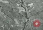 Standbild Antenne bombardieren Sizilien Italien, 1943, aus Sekunde 51 historischem Filmmaterial Videoclip 65675066935