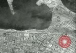 Image aerial bombardant Sicile Italie, 1943, de la seconde 9 séquences d'archives historiques vidéo 65675066936