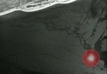 Image aerial bombardant Sicile Italie, 1943, de la seconde 54 séquences d'archives historiques vidéo 65675066936