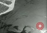 Image aerial bombardant Sicile Italie, 1943, de la seconde 61 séquences d'archives historiques vidéo 65675066936