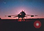Image un avion Hornet F-18 'Océan Atlantique, 1986, de la seconde 1 séquences d'archives historiques vidéo 65675066959