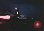 Image un avion Hornet F-18 'Océan Atlantique, 1986, de la seconde 16 séquences d'archives historiques vidéo 65675066959