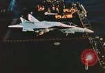Standbild F-18 A Hornet Aircraft Atlantik, 1986, aus Sekunde 44 historischem Filmmaterial Videoclip 65675066960