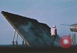 Standbild F-18 A Hornet aircrfat Atlantik, 1986, aus Sekunde 20 historischem Filmmaterial Videoclip 65675066961