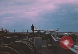 Standbild F-18 A Hornet aircrfat Atlantik, 1986, aus Sekunde 47 historischem Filmmaterial Videoclip 65675066961