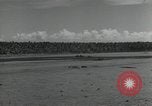 Standbild Vereinigten Staaten Marines Guadalcanal Salomonen, 1944, aus Sekunde 23 historischem Filmmaterial Videoclip 65675066965