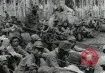 Immagine di Marines americani Guadalcanal nelle Isole Salomone, 1942, secondo 13 filmato di repertorio 65675066968