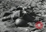 Immagine di Marines americani Guadalcanal nelle Isole Salomone, 1942, secondo 31 filmato di repertorio 65675066968