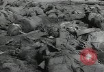 Immagine di Marines americani Guadalcanal nelle Isole Salomone, 1942, secondo 48 filmato di repertorio 65675066968
