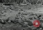 Immagine di Marines americani Guadalcanal nelle Isole Salomone, 1942, secondo 52 filmato di repertorio 65675066968