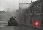 Standbild 6th Armored Division Oberdorla Deutschland, 1945, aus Sekunde 16 historischem Filmmaterial Videoclip 65675066990