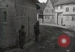 Standbild 6th Armored Division Oberdorla Deutschland, 1945, aus Sekunde 26 historischem Filmmaterial Videoclip 65675066990