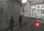 Standbild 6th Armored Division Oberdorla Deutschland, 1945, aus Sekunde 31 historischem Filmmaterial Videoclip 65675066990