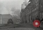 Standbild 6th Armored Division Oberdorla Deutschland, 1945, aus Sekunde 41 historischem Filmmaterial Videoclip 65675066990